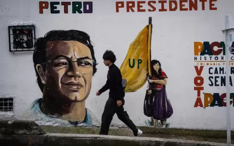La popularidad de Petro se dispara antes de empezar su mandato