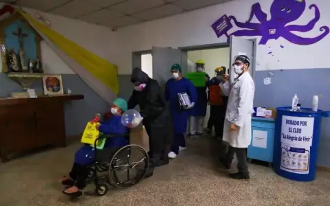 Dos nuevos equipos de hemodi�lisis se suman al Hospital Regional de Encarnaci�n