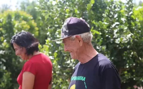 Concluye el ciclo de reflexi�n sobre la yerba mate en la plaza Italia