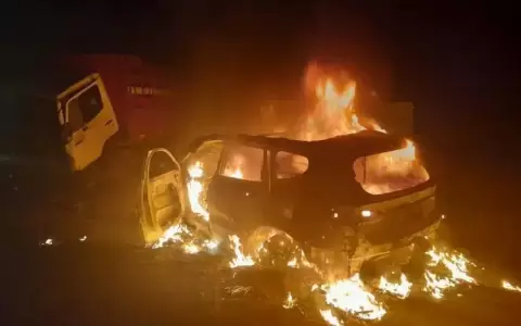 Concepci�n: choque frontal e incendio de camioneta dej� dos muertos