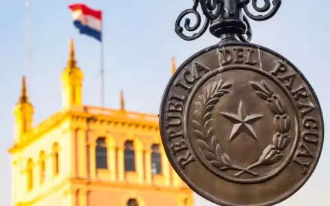 Moody's cree que econom�a paraguaya ya toc� fondo