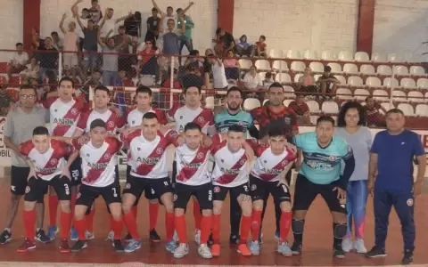 Sportivo Jos� Meza y 12 de Junio clasifican al cuadrangular final