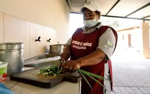 Ejecutivo promulga Ley de Comedores y Centros Comunitarios
