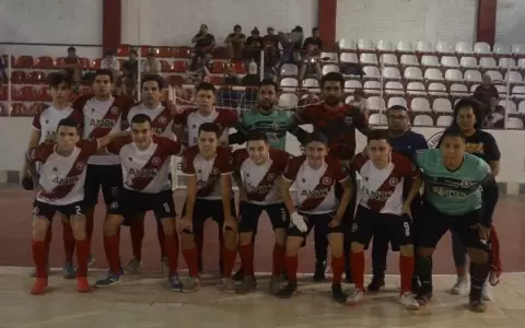 Copa de Oro: Jos� Meza y 12 de Junio empatan en un partidazo