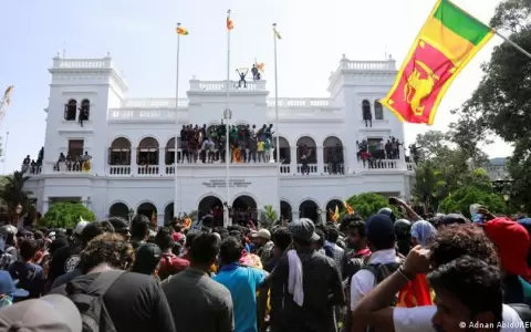 Primer ministro de Sri Lanka es nombrado presidente interino