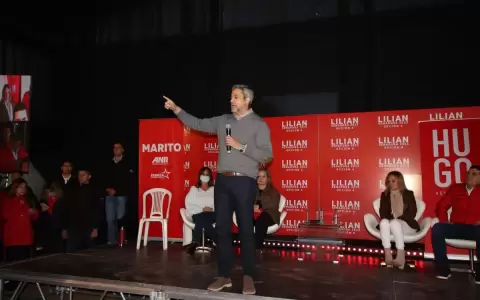 Internas ANR: en mitin, Abdo denuncia que Tabesa recibe protecci�n policial
