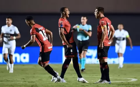 Otro paraguayo eliminado: Olimpia cae en los penales ante Goianiense