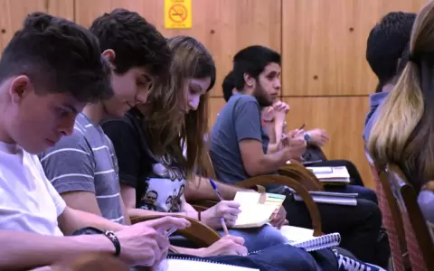 "Inversi�n en formaci�n e investigaci�n forma una sociedad del conocimiento", dice experta