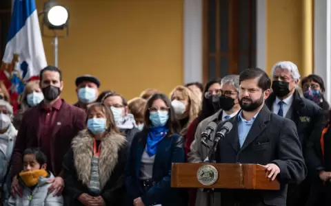 Boric anuncia una ayuda de 120 d�lares para 7,5 millones de personas en medio de la crisis inflacionaria