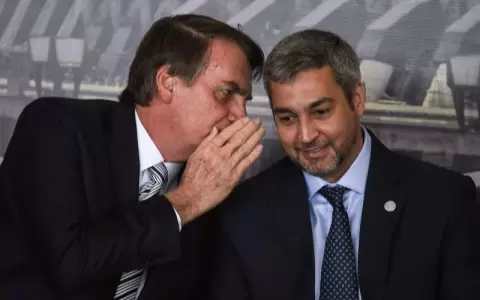 Itaip�: �Abdo se pasa entregando nuestra soberan�a�, dice experta