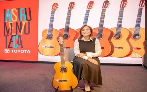 Berta Rojas busca a j�venes talentos de la guitarra