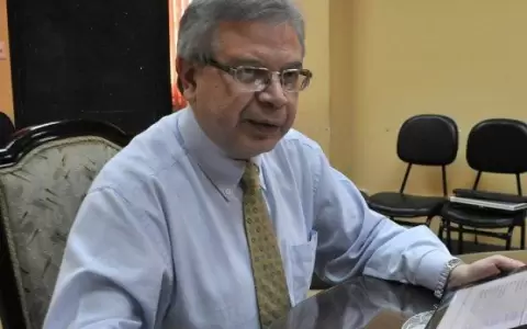Falleci� exministro de Salud, Antonio Arbo