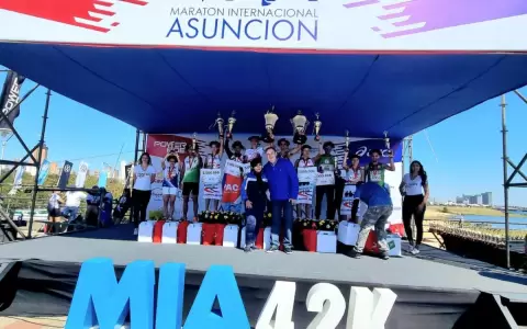 Marat�n �Homenaje a Paulo Reichardt� fue una gran fiesta en la Costanera de Asunci�n