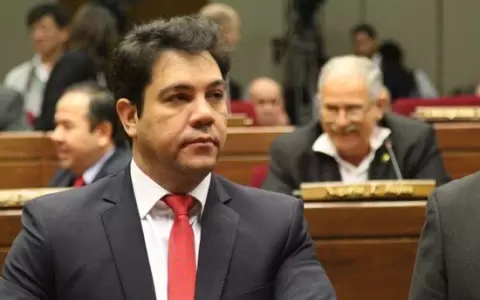 Tuma reclama a Abdo por �ceder soberan�a� tras declaraciones de EE. UU.