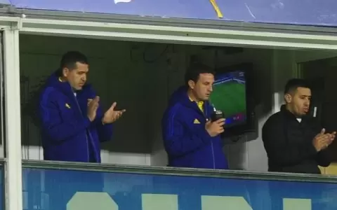 El reconocimiento de Juan Rom�n Riquelme para �scar Romero