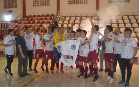 Sim�n Bol�var se consagra campe�n de la Copa de Oro C17