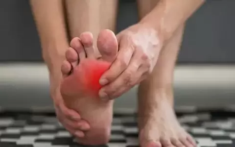 Por qu� no le damos a nuestros pies los cuidados que merecen