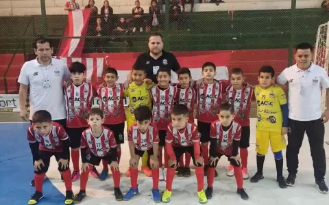 Franco, Encarnaci�n, �emby y Oviedo jugar�n las semifinales
