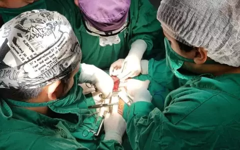 Alta para el abuelo que recibi� trasplante de su propia m�dula