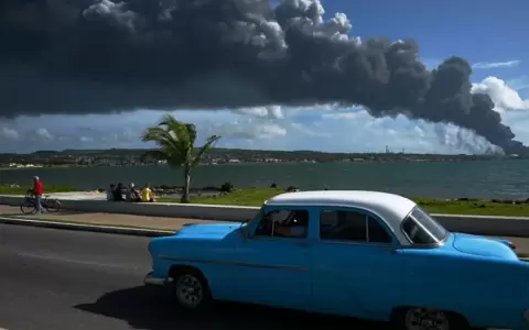 Cuba: reportan m�s de 70 heridos y 17 bomberos desaparecidos en un incendio en Matanzas