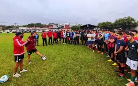 Escuela de f�tbol de Pilar busca que j�venes vayan al exterior