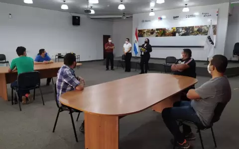 Ministerio de Trabajo certifica a trabajadores emp�ricos en el SNPP