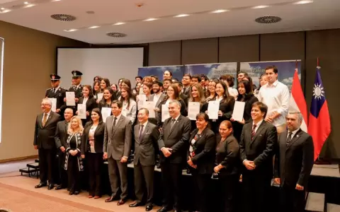 Unos 55 j�venes fueron beneficiados con las Becas Taiw�n 2022