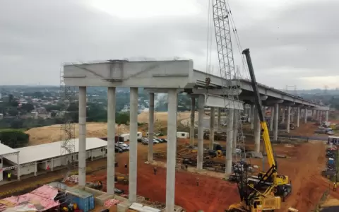 Concluye instalaci�n de vigas del lado Asunci�n para Puente H�roes del Chaco