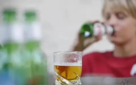 Alcohol: un estudio de Cambridge revel� un recurso simple para reducir el consumo
