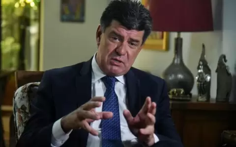 Efra�n Alegre "est� dividiendo a la oposici�n", se�ala secretaria del PLRA