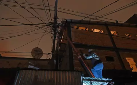 Incendio en Mercado 4: desde la Ande manifiestan que evaluar�n tiempo de reacci�n