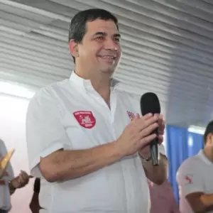Hugo Velázquez anunció su candidatura a la Presidencia de la ANR