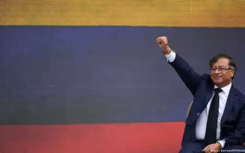Petro demanda tregua a grupos armados en Colombia