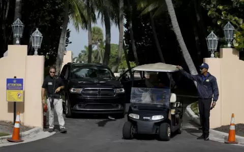 El FBI encontr� numerosos documentos de �alto secreto� en el registro de la mansi�n de Trump