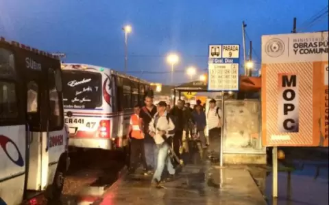 MOPC asegura 50 %  de ahorro con actual licitaci�n de paradas