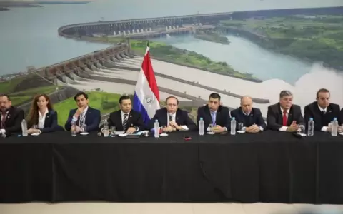 Anuncian reducci�n del 25 % de la tarifa de la ANDE
