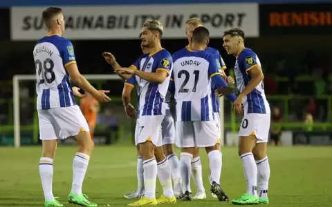 As� fue el debut de Julio Enciso con la Primera del Brighton