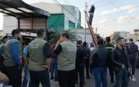 En el Mercado 4 retirar�n contenedores ubicados sobre Pettirossi