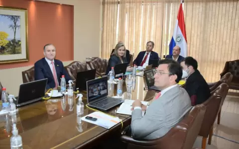 Canciller nacional no convenci� a senadores con sus explicaciones, aseguran