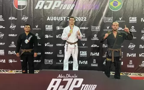 Paraguayos ganan 8 medallas en evento de Brasilian Jiujitsu