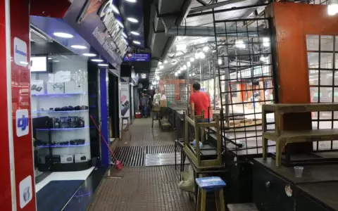 Sector comercial arrastra cinco meses consecutivos de baj�n