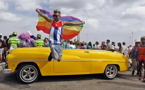 Cuba aprueba matrimonio igualitario en refer�ndum con un elevado voto de castigo al Gobierno