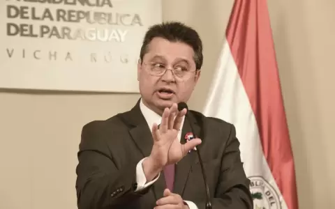 Exministro cuestiona proyecto de ley que busca subsidiar combustible a Petropar