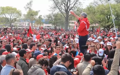 Abdo dispara contra Cartes: �El gobierno anterior fue el tiempo de mayor lavado de dinero�