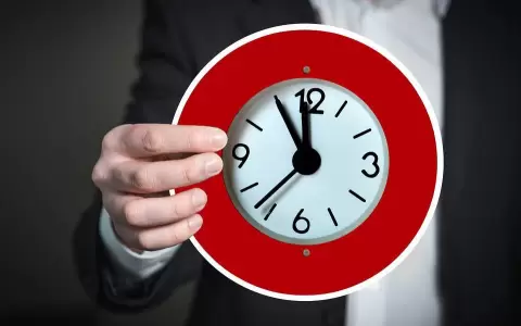 El domingo entra a regir el �horario de verano� y buscar�n que sea definitivo