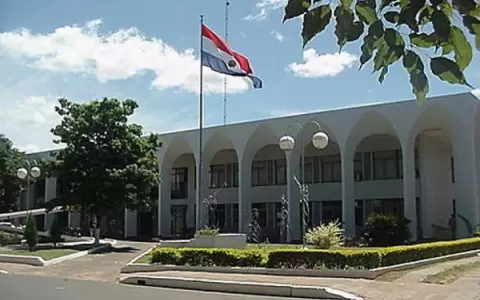 Incidentes en Gobernaci�n de Guair� tras regreso de su administrador
