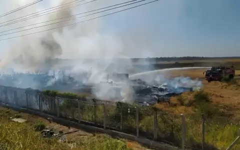 Reportan incendio de pastizal en zona del Aeropuerto Silvio Pettirossi