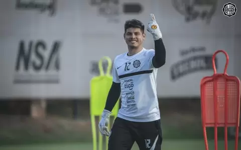 Alfredo Aguilar habl� sobre su continuidad en Olimpia