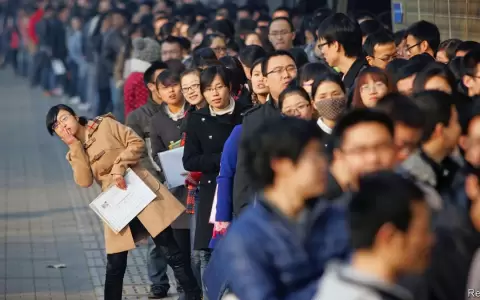 Hong Kong: desempleo se reduce de junio a agosto 4,1 %