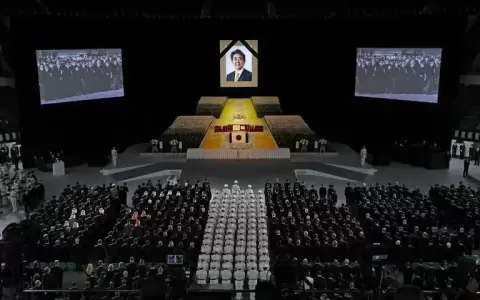 Jap�n despide a Shinzo Abe en un funeral de Estado con m�s de 4.000 asistentes